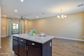 Photo #5: 6452544 Listing