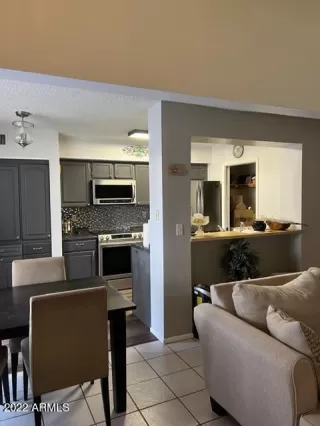 Photo #2: 6452689 Listing