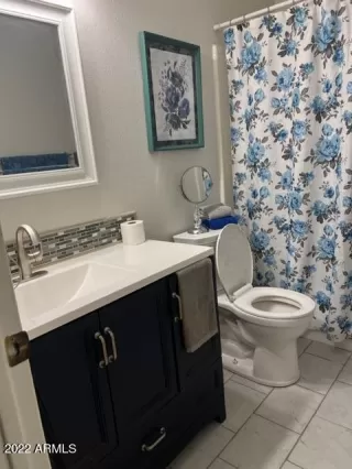 Photo #6: 6452689 Listing