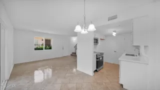 Photo #2: 6452722 Listing