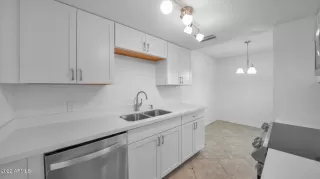 Photo #5: 6452722 Listing