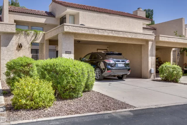 MLS: 6452833 Condo For Sale