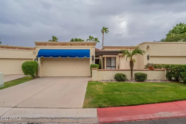 MLS: 6452870 Condo For Sale