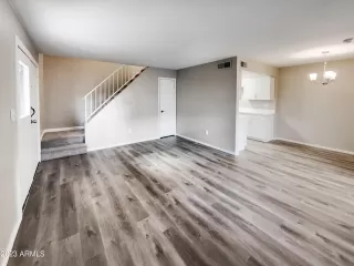 Photo #3: 6452885 Listing 