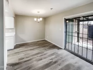 Photo #4: 6452885 Listing 