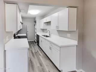 Photo #6: 6452885 Listing 