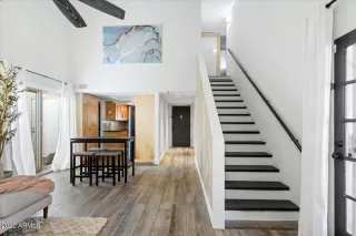 Photo #4: 6452918 Listing