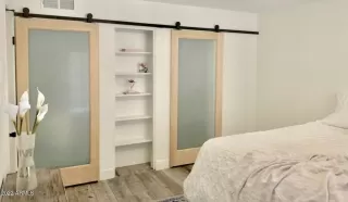 Photo #6: 6452918 Listing