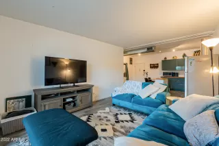 Photo #3: 6453528 Listing 