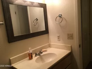 Photo #5: 6453681 Listing