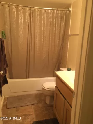 Photo #6: 6453681 Listing