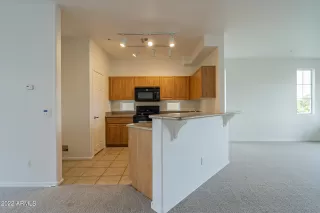 Photo #3: 6453717 Listing