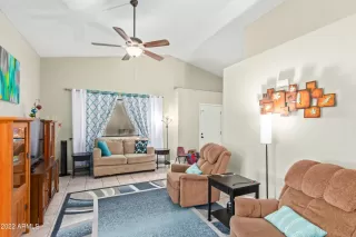 Photo #6: 6453811 Listing