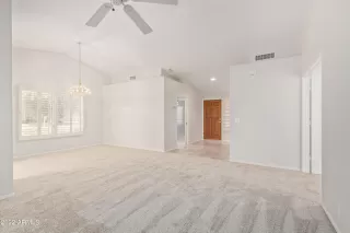 Photo #2: 6453995 Listing