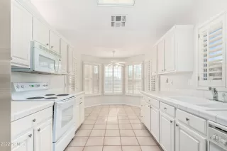 Photo #3: 6453995 Listing