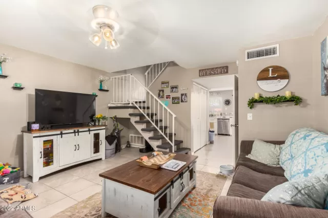 MLS: 6454050 Condo For Sale