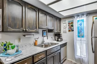 Photo #5: 6454155 Listing