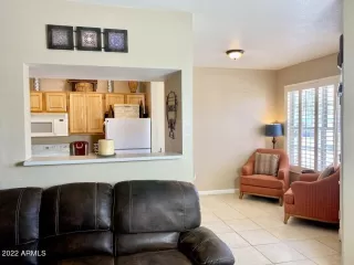 Photo #6: 6454297 Listing