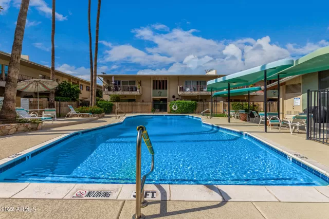 MLS: 6454599 Condo For Sale