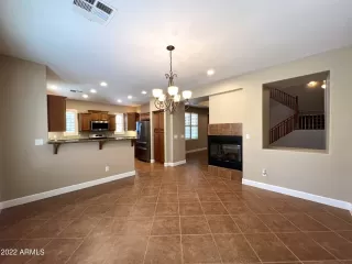 Photo #3: 6454710 Listing