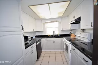 Photo #3: 6454798 Listing 