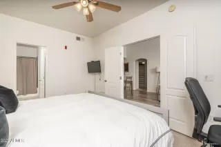 Photo #6: 6454849 Listing