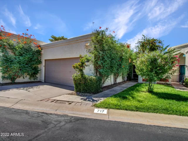 MLS: 6454924 Condo For Sale