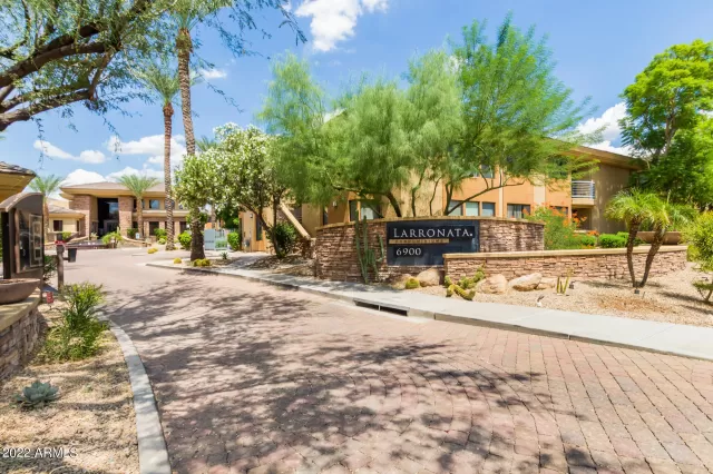 MLS: 6454981 Condo For Sale