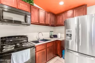 Photo #6: 6455026 Listing