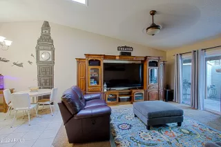 Photo #6: 6455269 Listing 