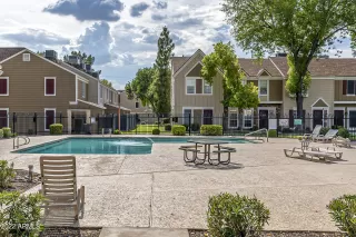 Photo #6: 6455278 Listing