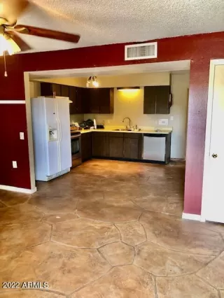 Photo #2: 6455561 Listing