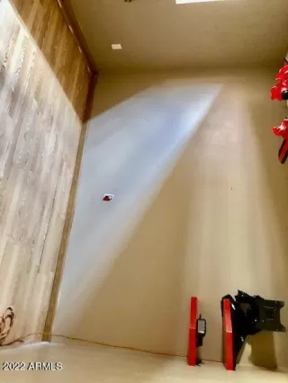 Photo #5: 6455561 Listing