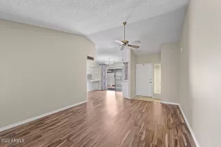 Photo #6: 6455592 Listing 