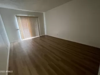 Photo #5: 6455681 Listing 