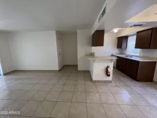 Photo #3: 6455684 Listing