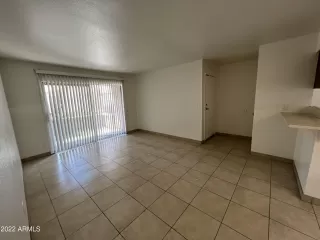 Photo #4: 6455684 Listing