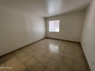 Photo #5: 6455684 Listing