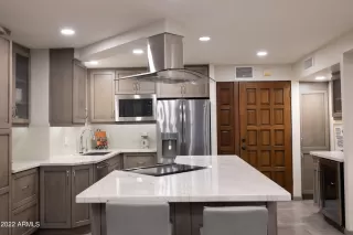 Photo #1: 6455709 Listing 