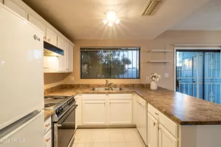 Photo #4: 6455743 Listing