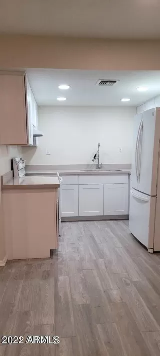 Photo #1: 6455798 Listing