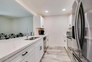 Photo #4: 6455876 Listing