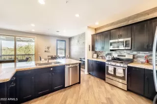 Photo #2: 6456067 Listing 