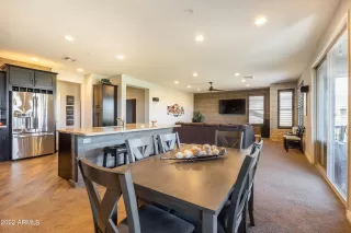 Photo #6: 6456067 Listing 