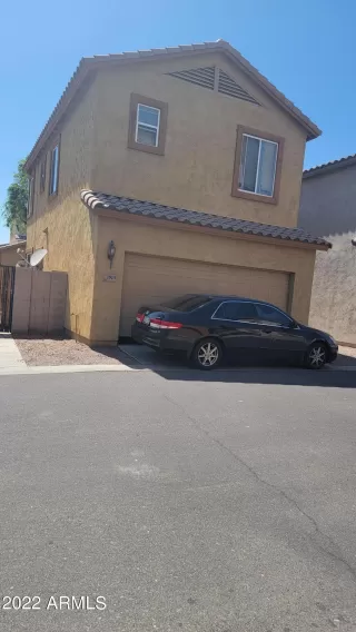 Photo #2: 6456085 Listing 