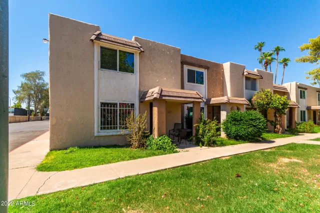 MLS: 6456278 Condo For Sale