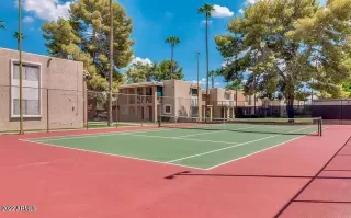 Photo #5: 6456278 Listing