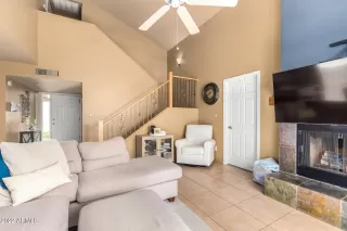 Photo #4: 6456306 Listing