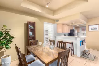 Photo #6: 6456306 Listing