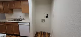 Photo #6: 6456340 Listing